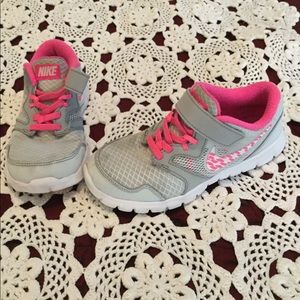 Girls Nike Flex  White Pink Grey Kids size 13